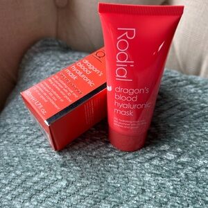 Rodial Dragon's Blood Hyaluronic Mask in Bold Red